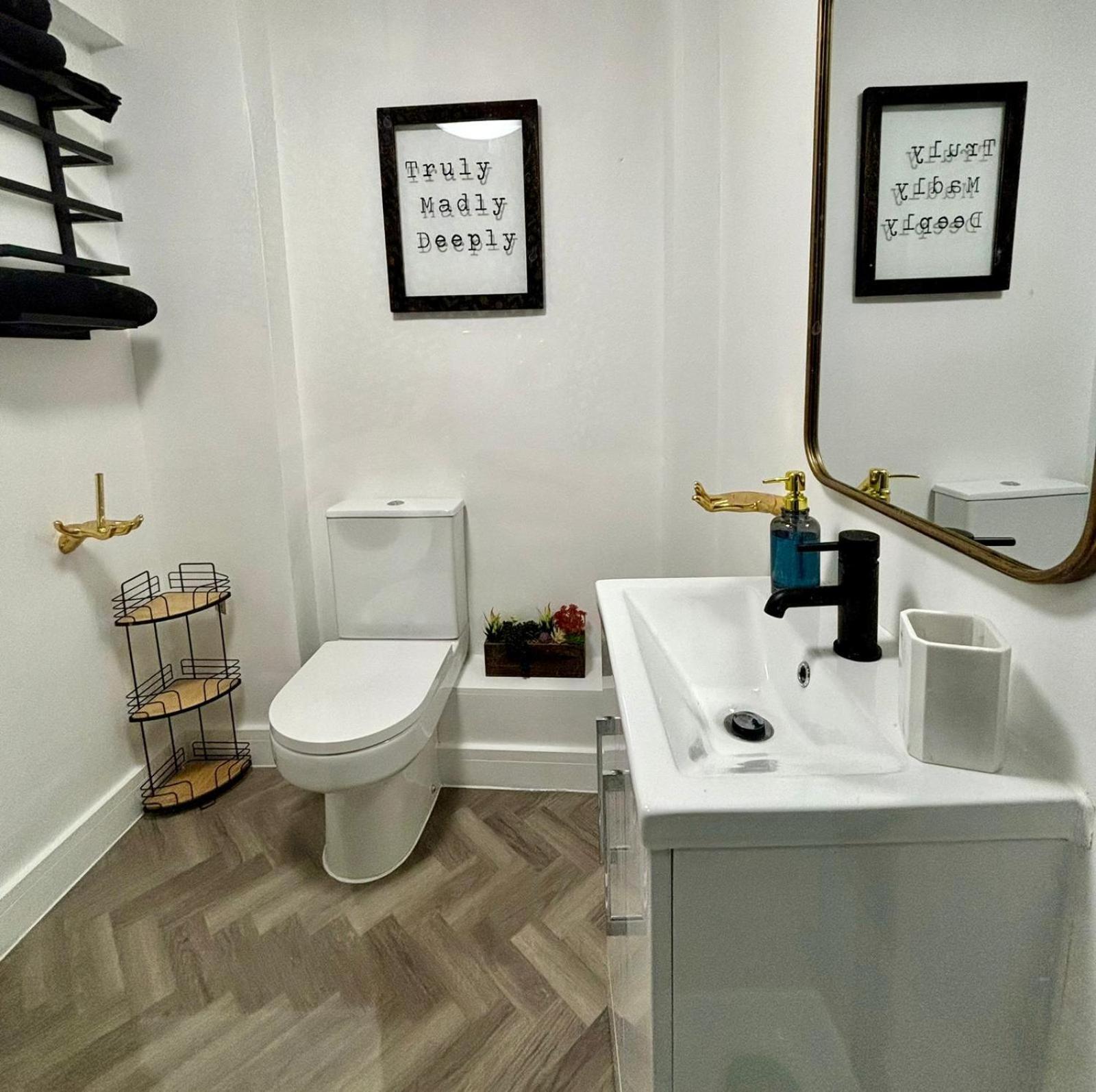 Stylish And Chic Seaside Apartment 사우스엔드온시 외부 사진