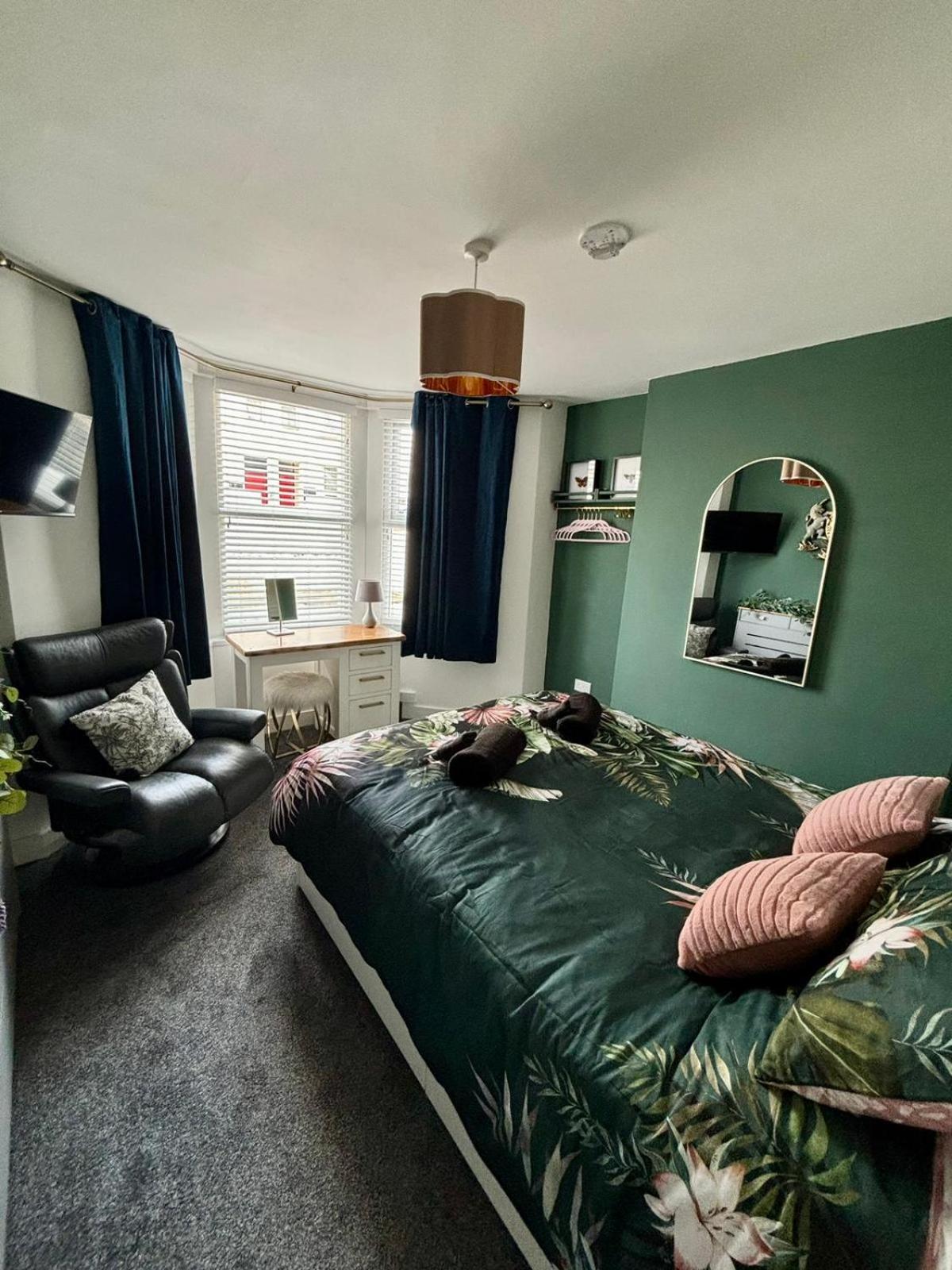 Stylish And Chic Seaside Apartment 사우스엔드온시 외부 사진